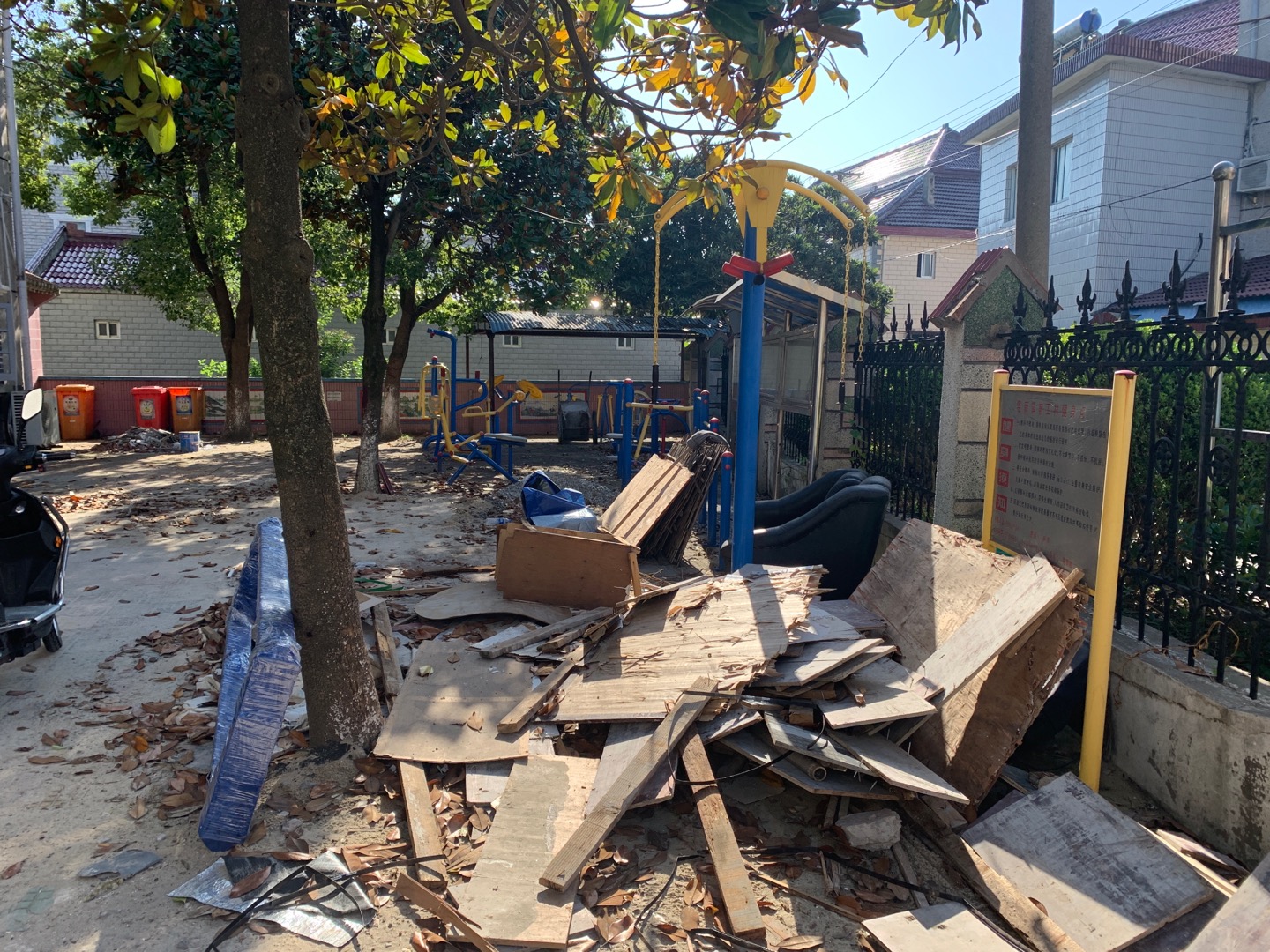 豎新鎮(zhèn)前衛(wèi)村健身點(diǎn)二