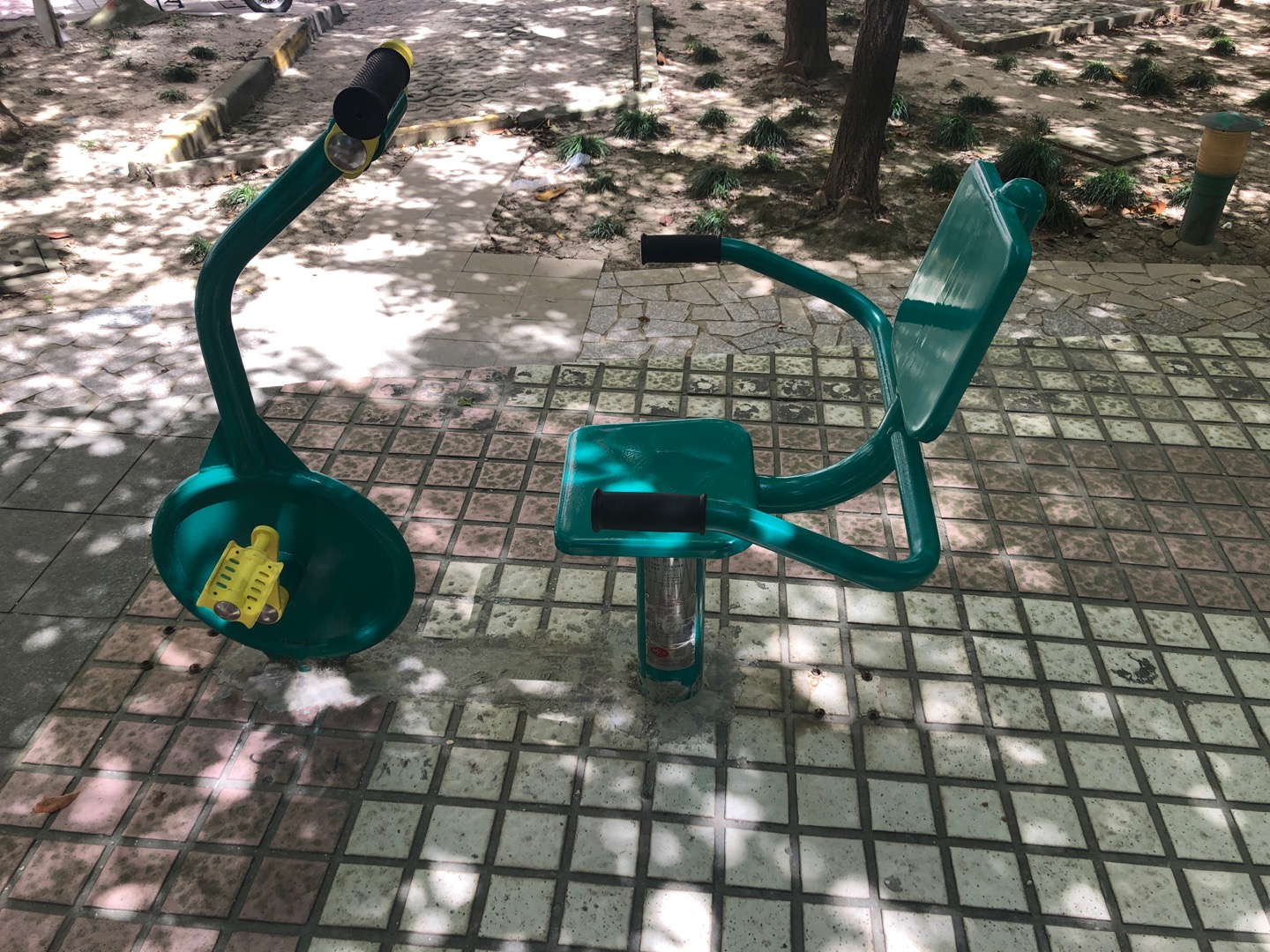 上下肢訓(xùn)練器