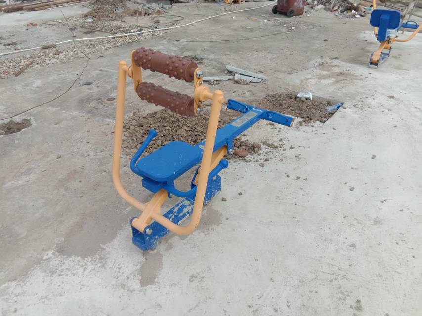 腹背屈伸訓(xùn)練器