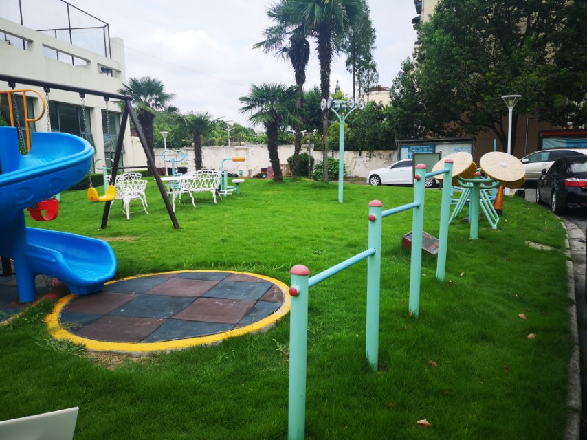 現(xiàn)代緣墅健身點