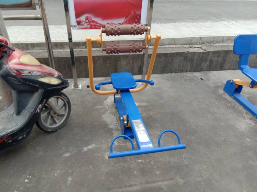 腹背屈伸訓(xùn)練器