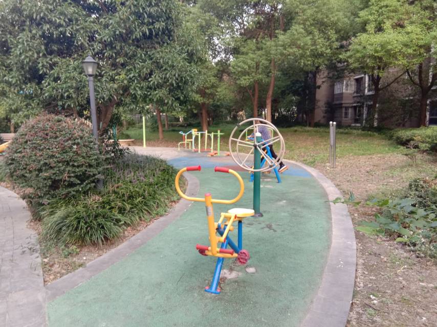 御上海（東南角）健身點(diǎn)