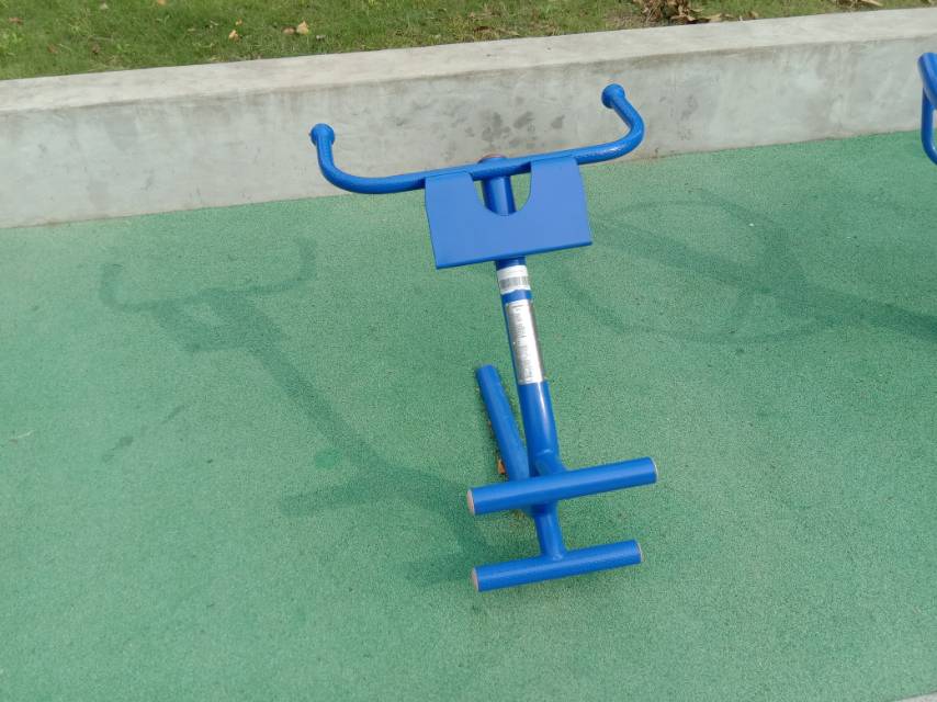 背肌訓(xùn)練器