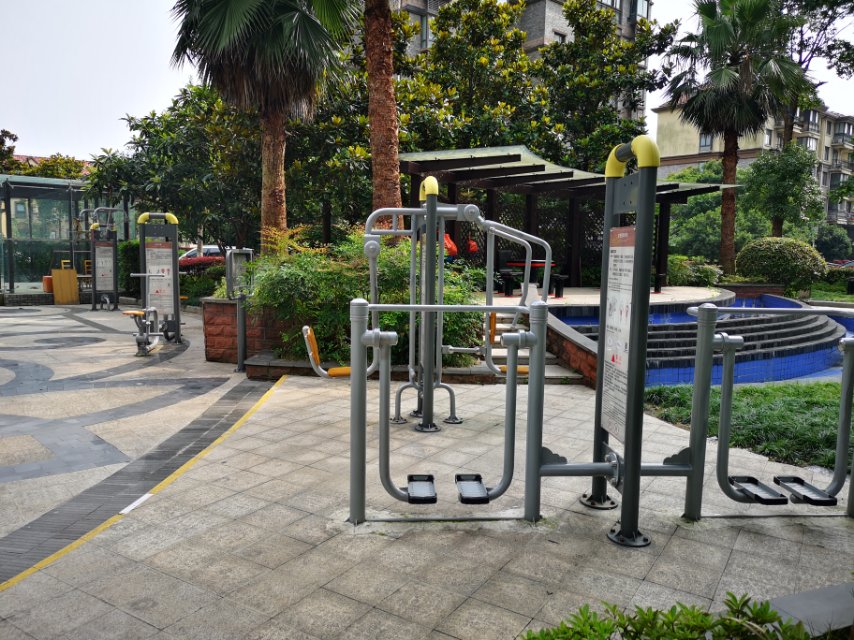 金海街道恒盛澤豐路89號(hào)健身點(diǎn)