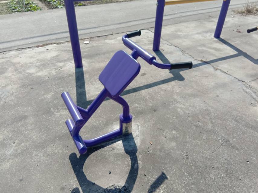 背肌訓(xùn)練器