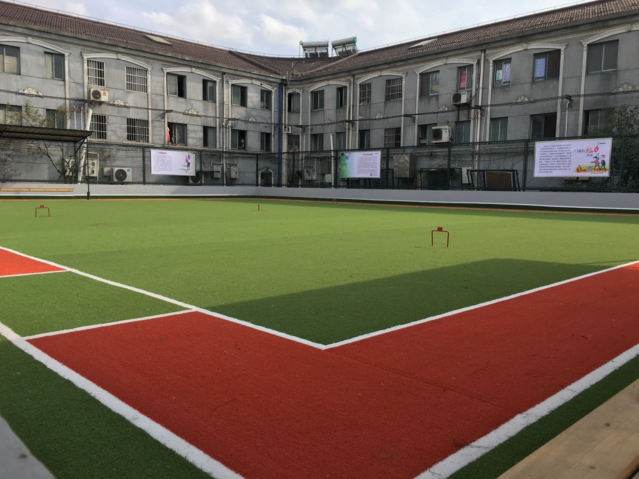 白鶴鎮(zhèn)鶴聯(lián)村門球場(chǎng)