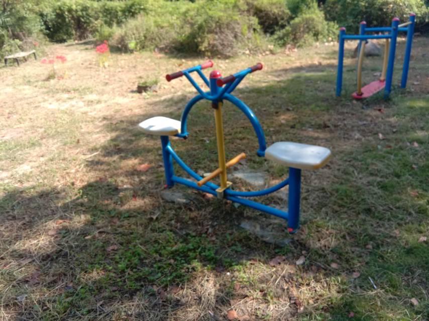 下肢康復(fù)器