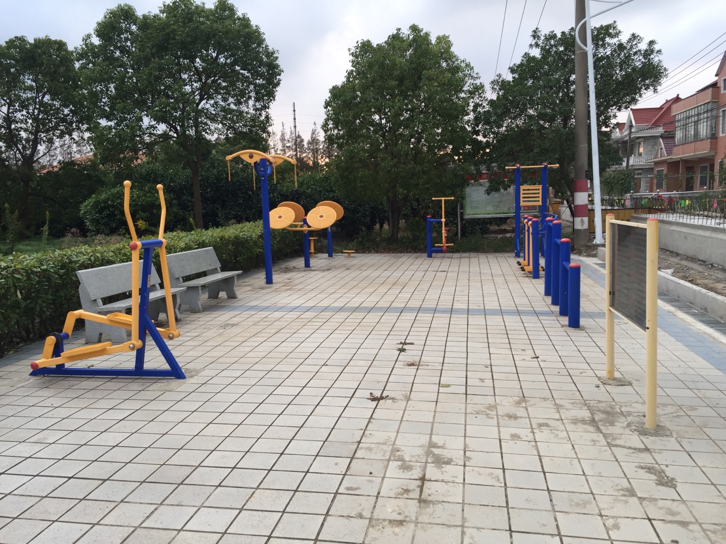 民生村十五組健身點(diǎn)