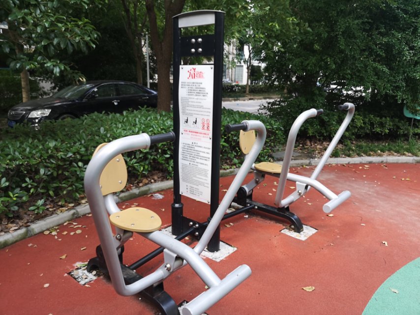 自重式劃船訓(xùn)練器