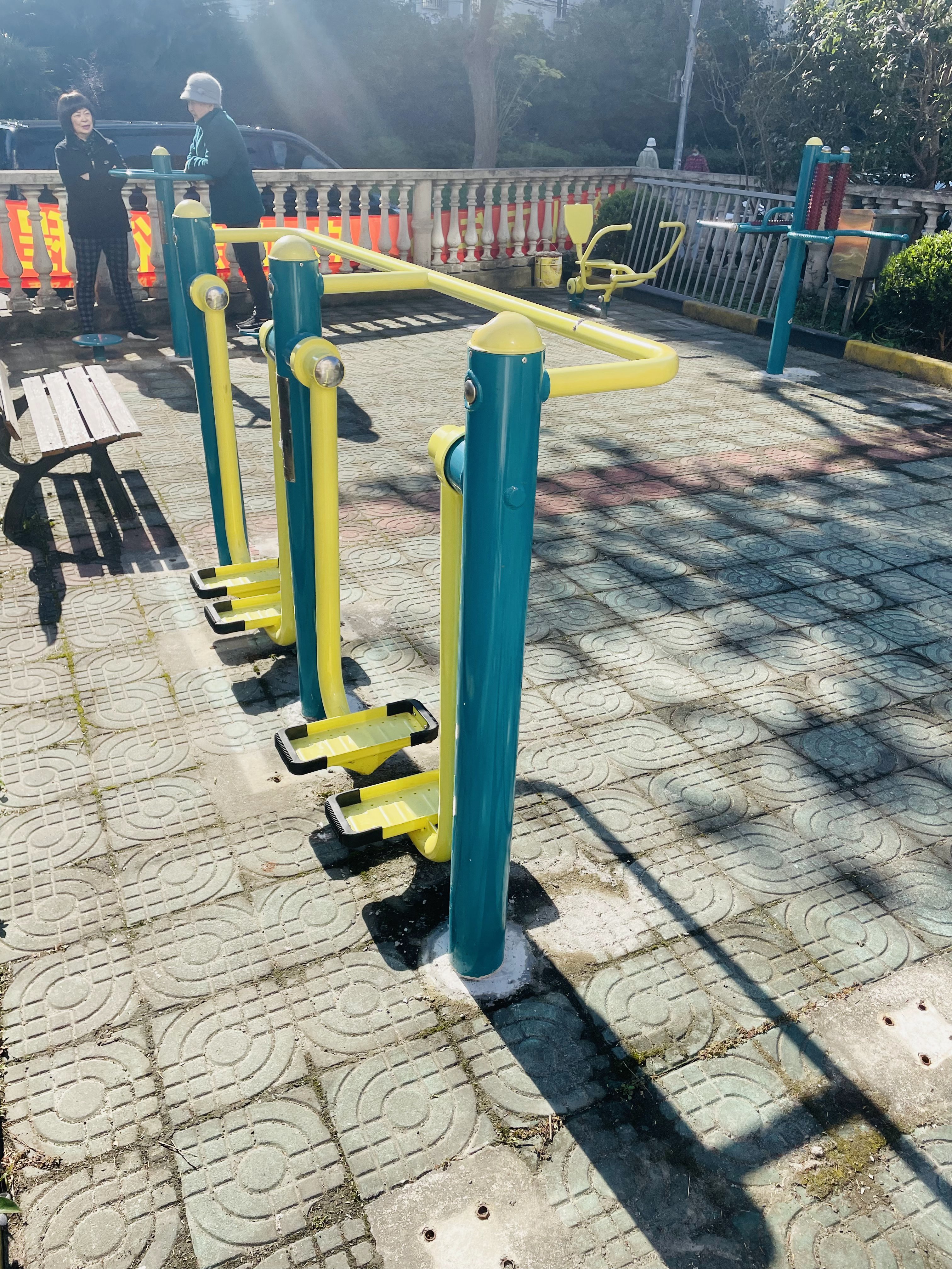 二位智能太空漫步機