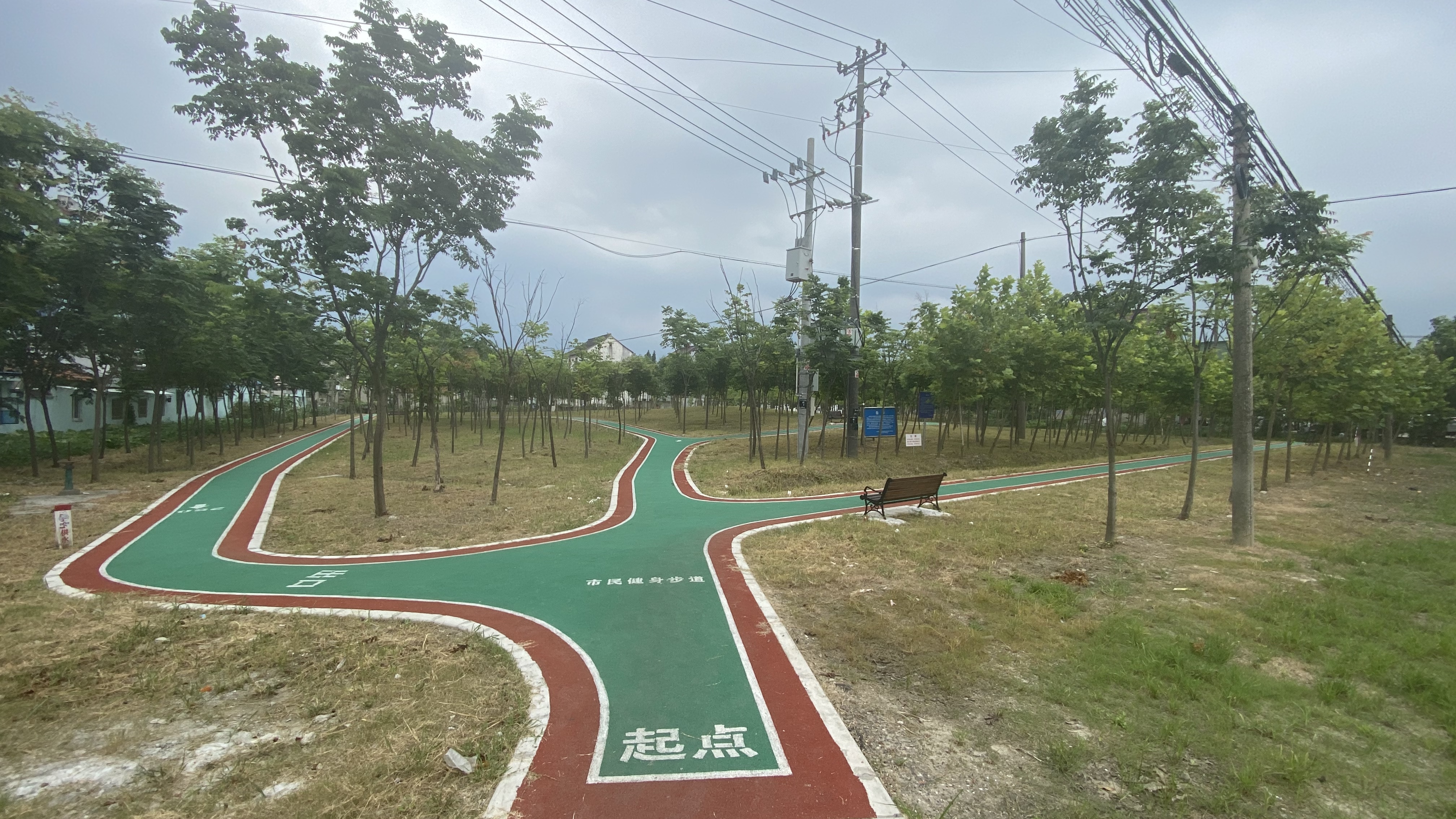 亭林鎮(zhèn)社區(qū)示范市民健身步道