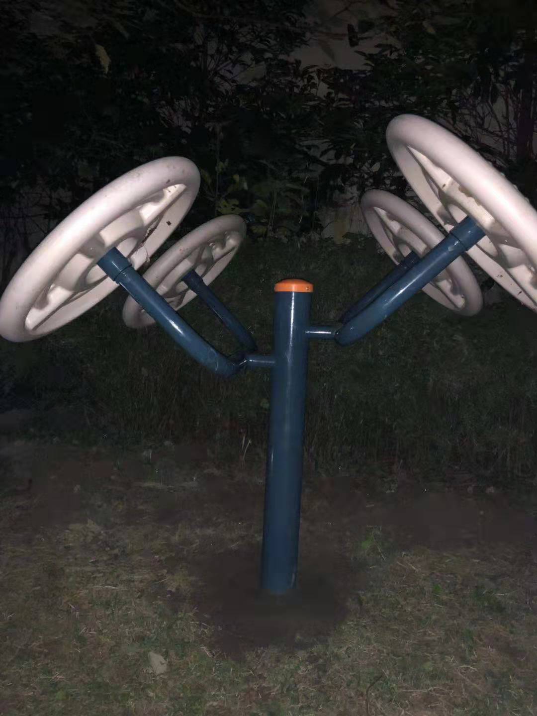 靜安區(qū)彭浦鎮(zhèn)滬太路935弄居委健身點(diǎn)（廣中西路1173弄）