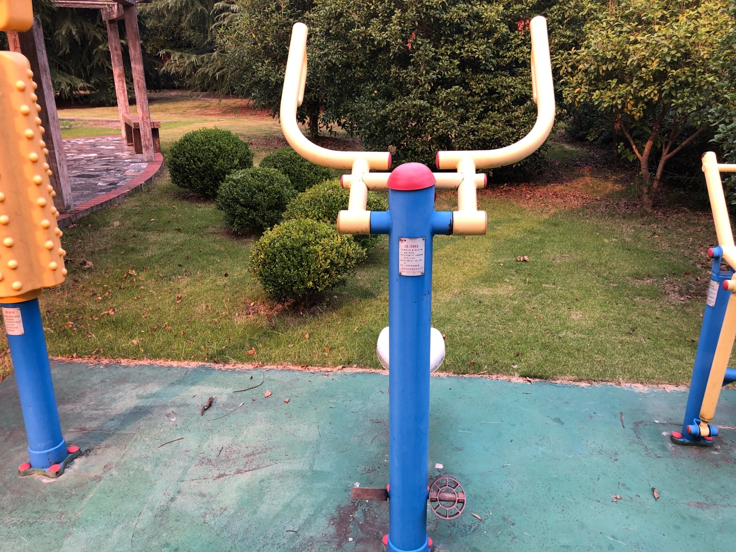 自重上肢鍛煉器