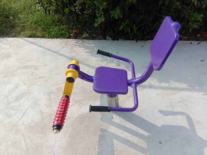 膝關節(jié)訓練器