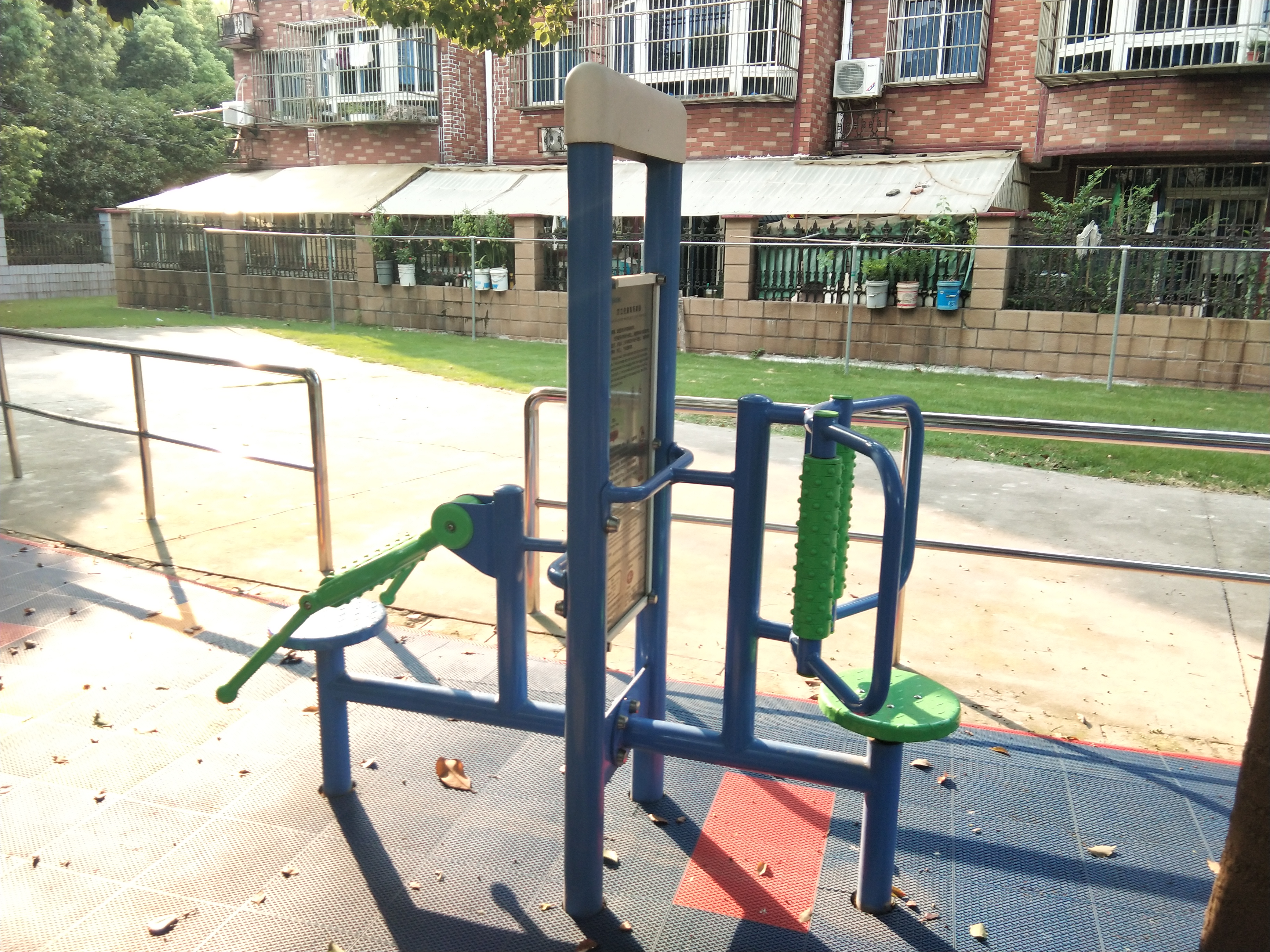 雙立柱腰背按摩器