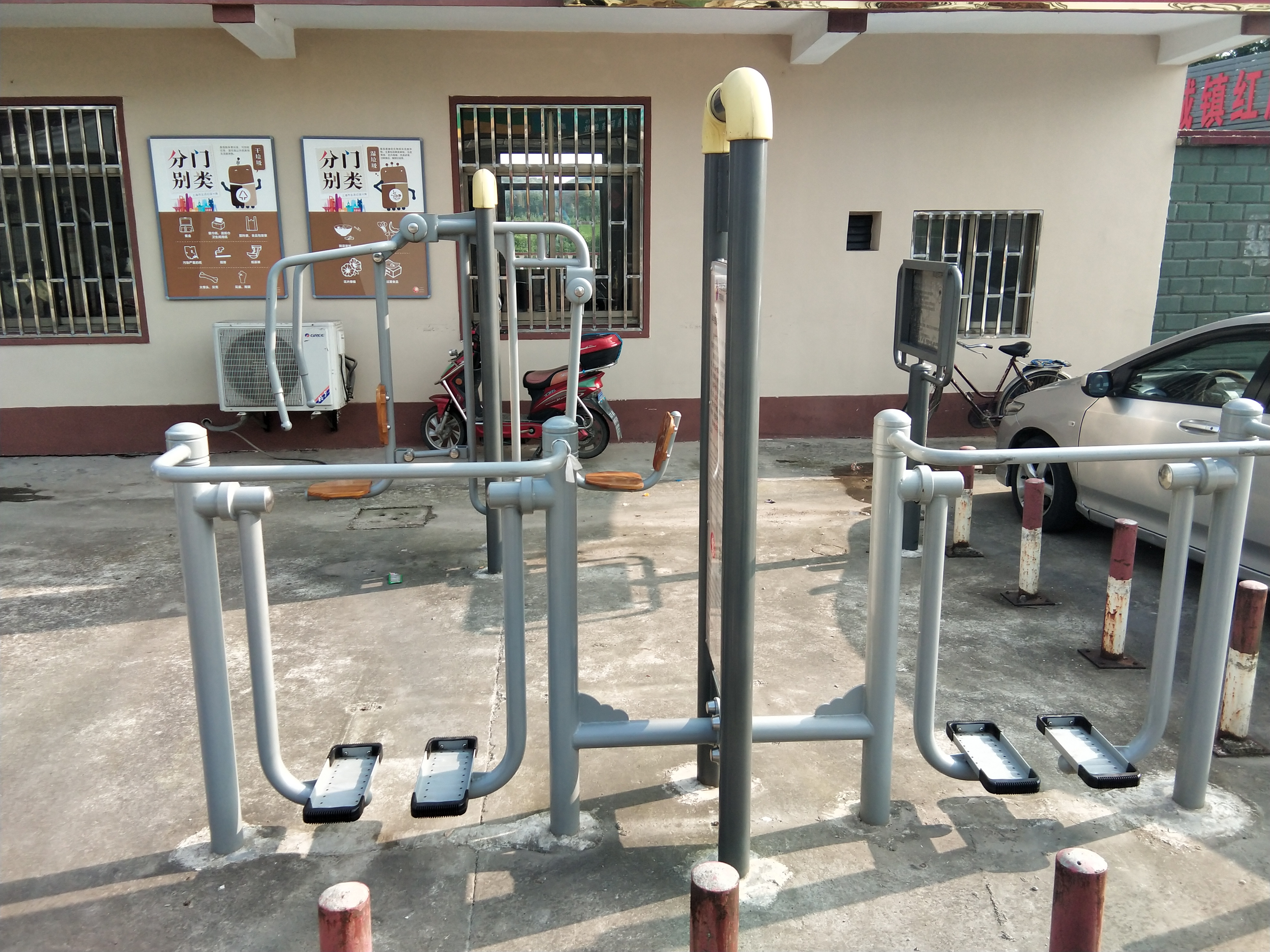 雙位太空漫步機(jī)