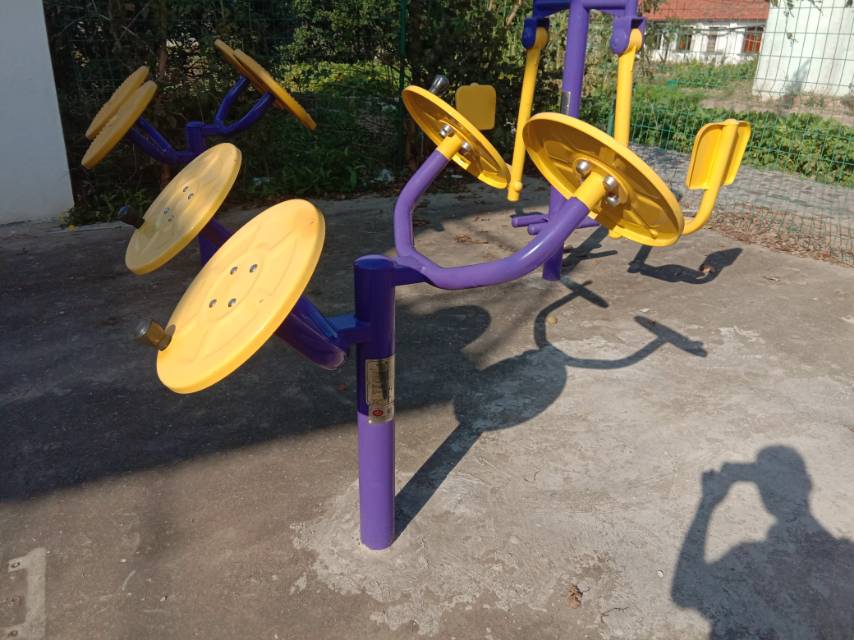 肩關(guān)節(jié)訓(xùn)練器