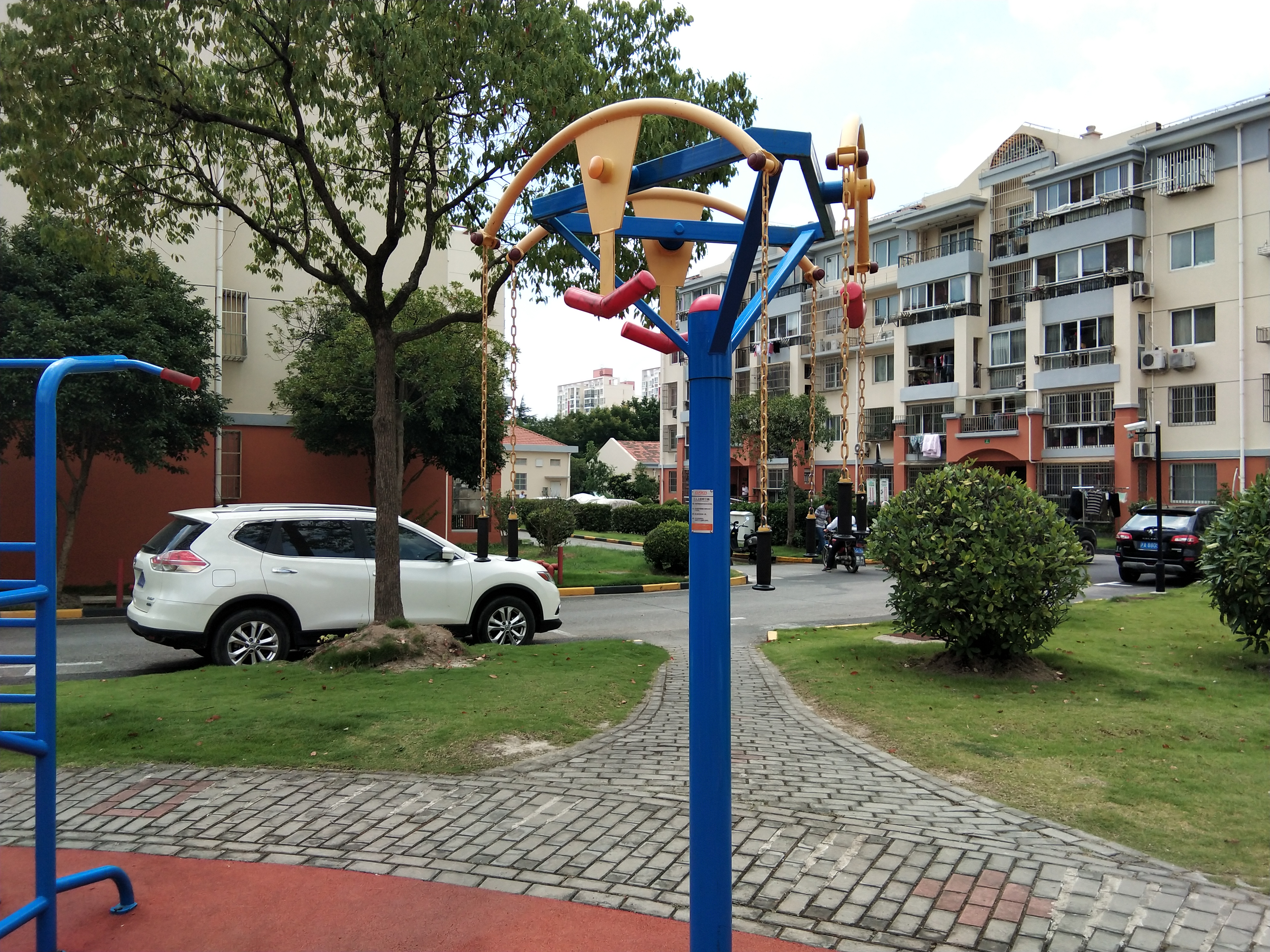 三人上肢牽引器