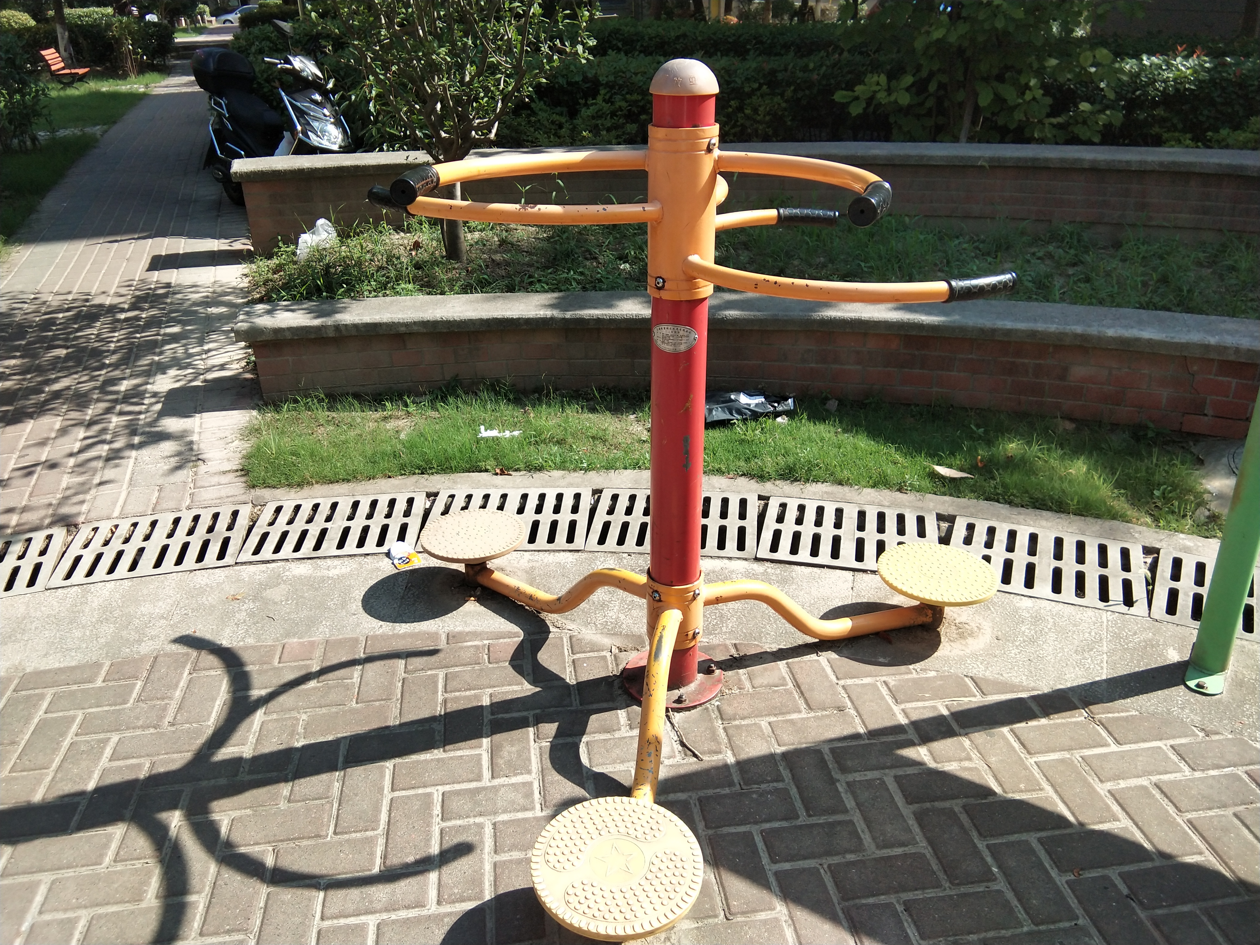 三人轉(zhuǎn)腰器