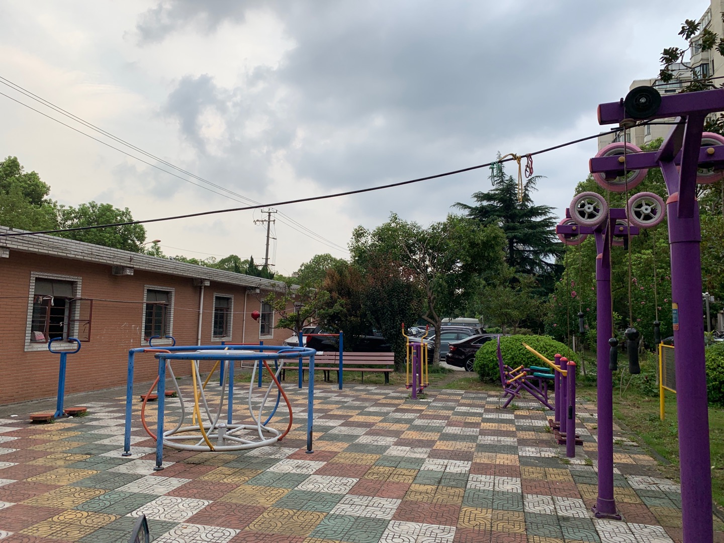 長(zhǎng)宏居委長(zhǎng)宏新苑健身點(diǎn)B