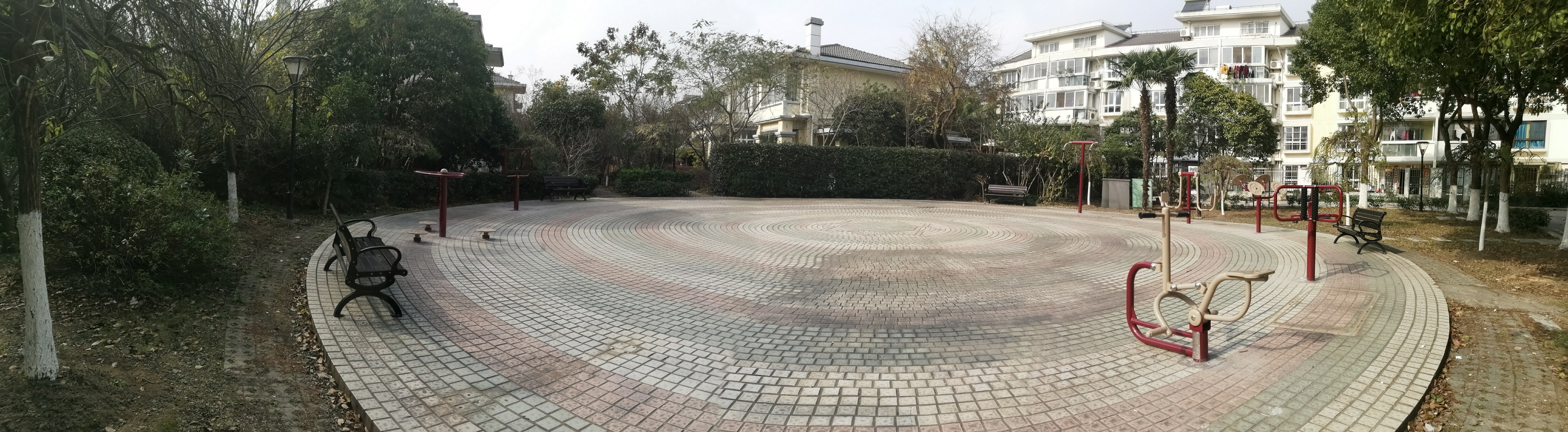 寺平居委會(huì)第二健身點(diǎn)