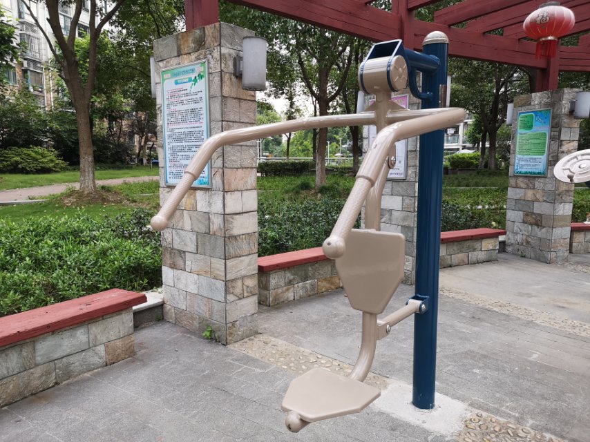 坐拉訓(xùn)練器