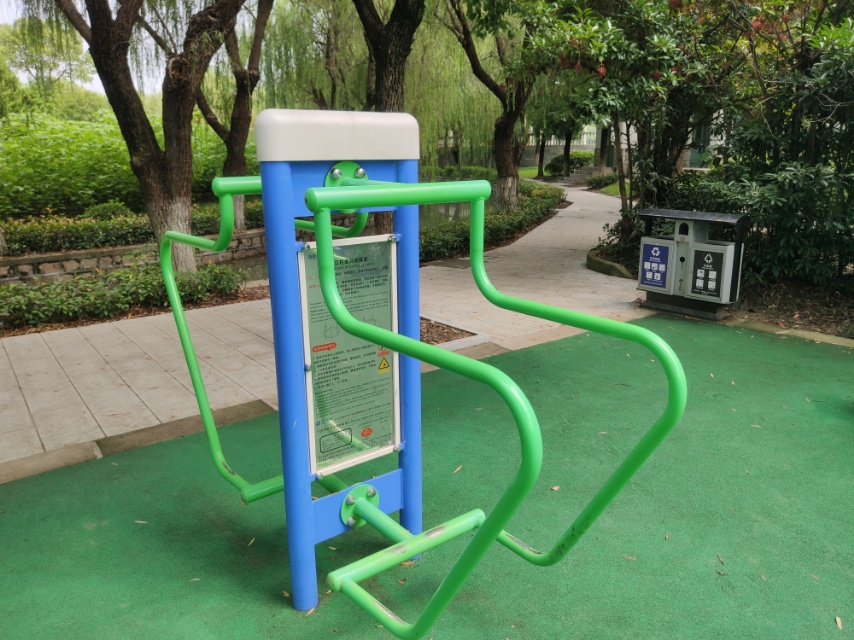 雙立柱曲臂訓(xùn)練器