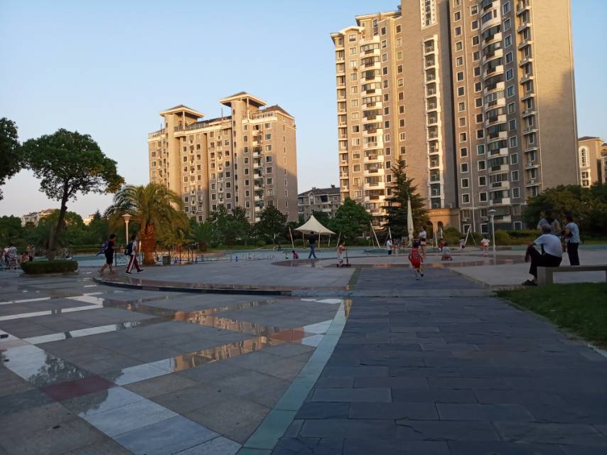 金海岸居委會健身點(diǎn)