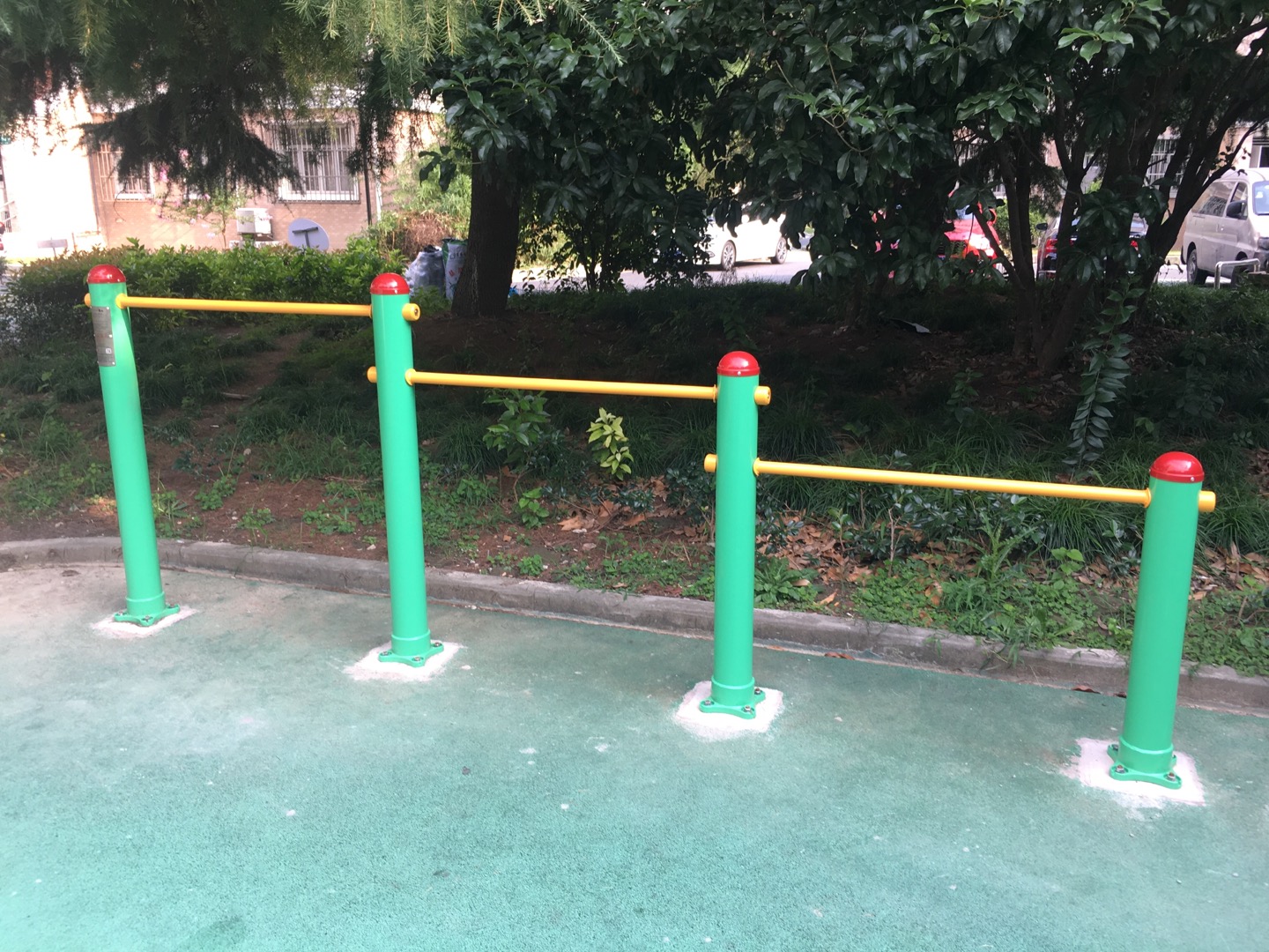 多聯(lián)壓腿架