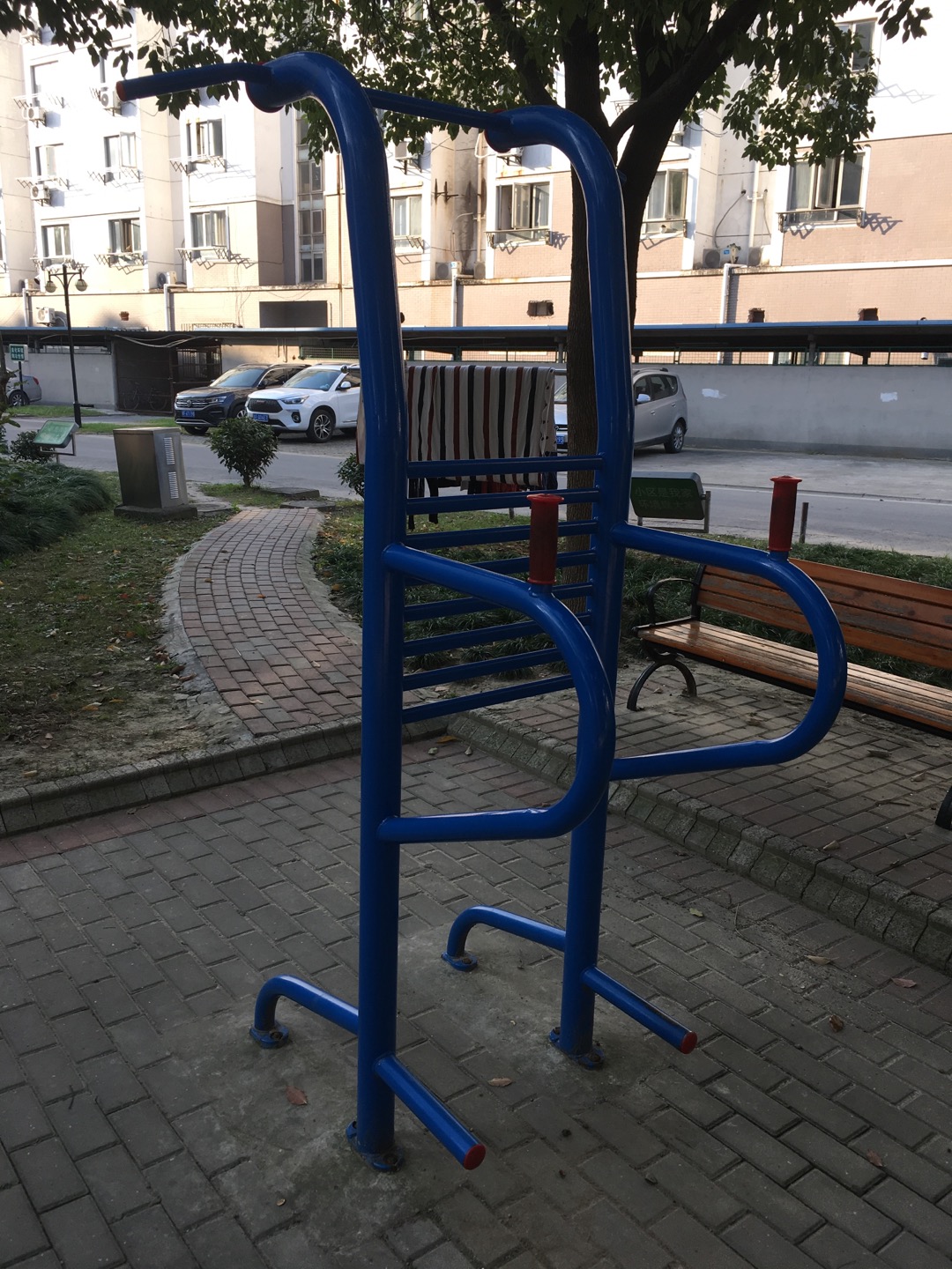 多功能訓(xùn)練器