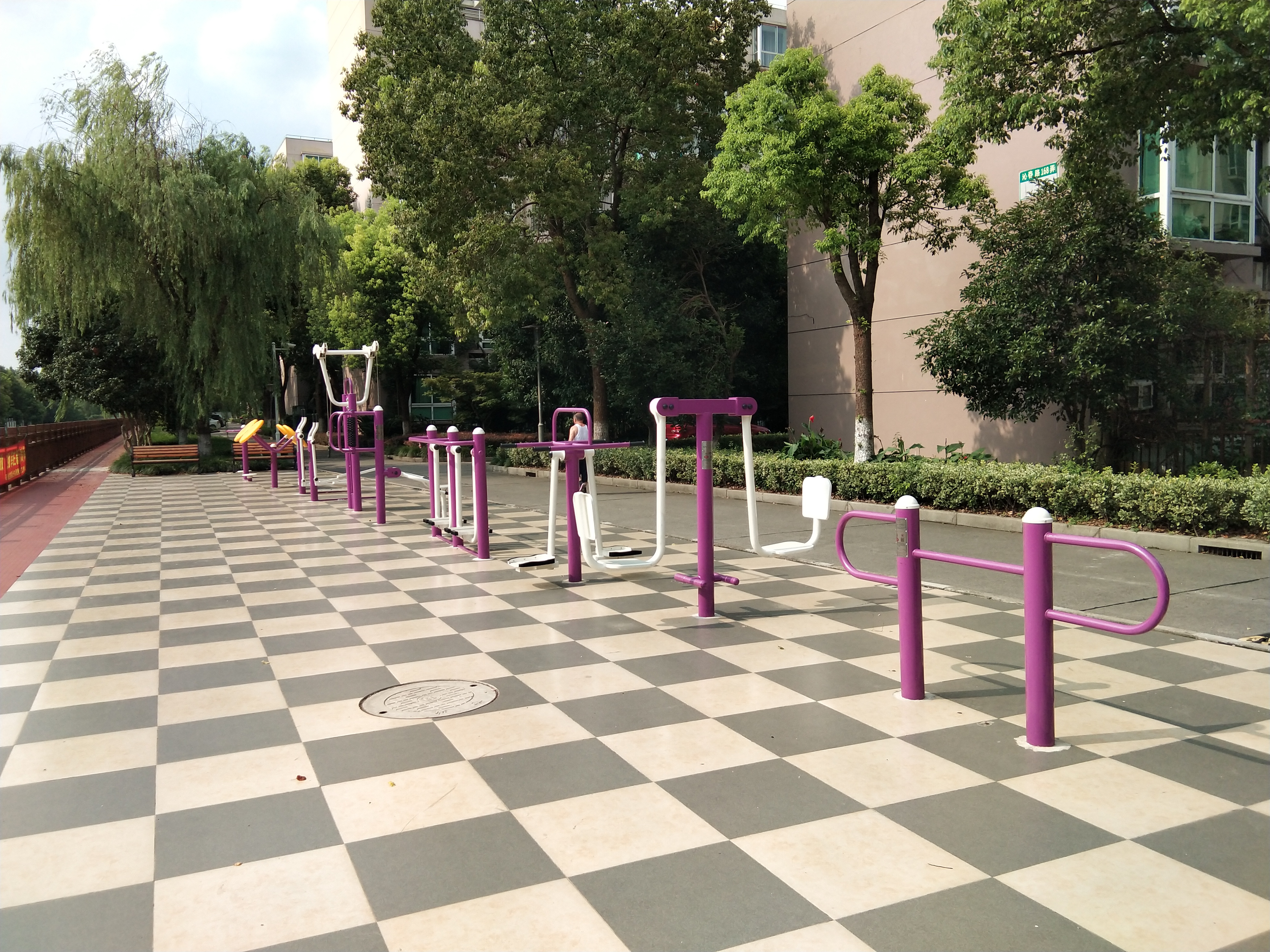 源城春苑健身點(diǎn)