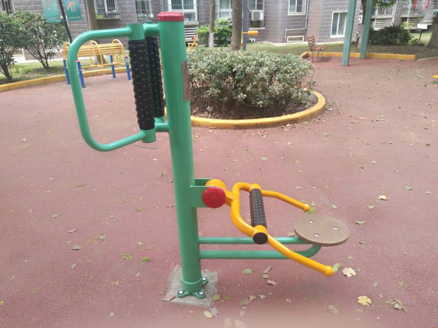 坐式腰背按摩器