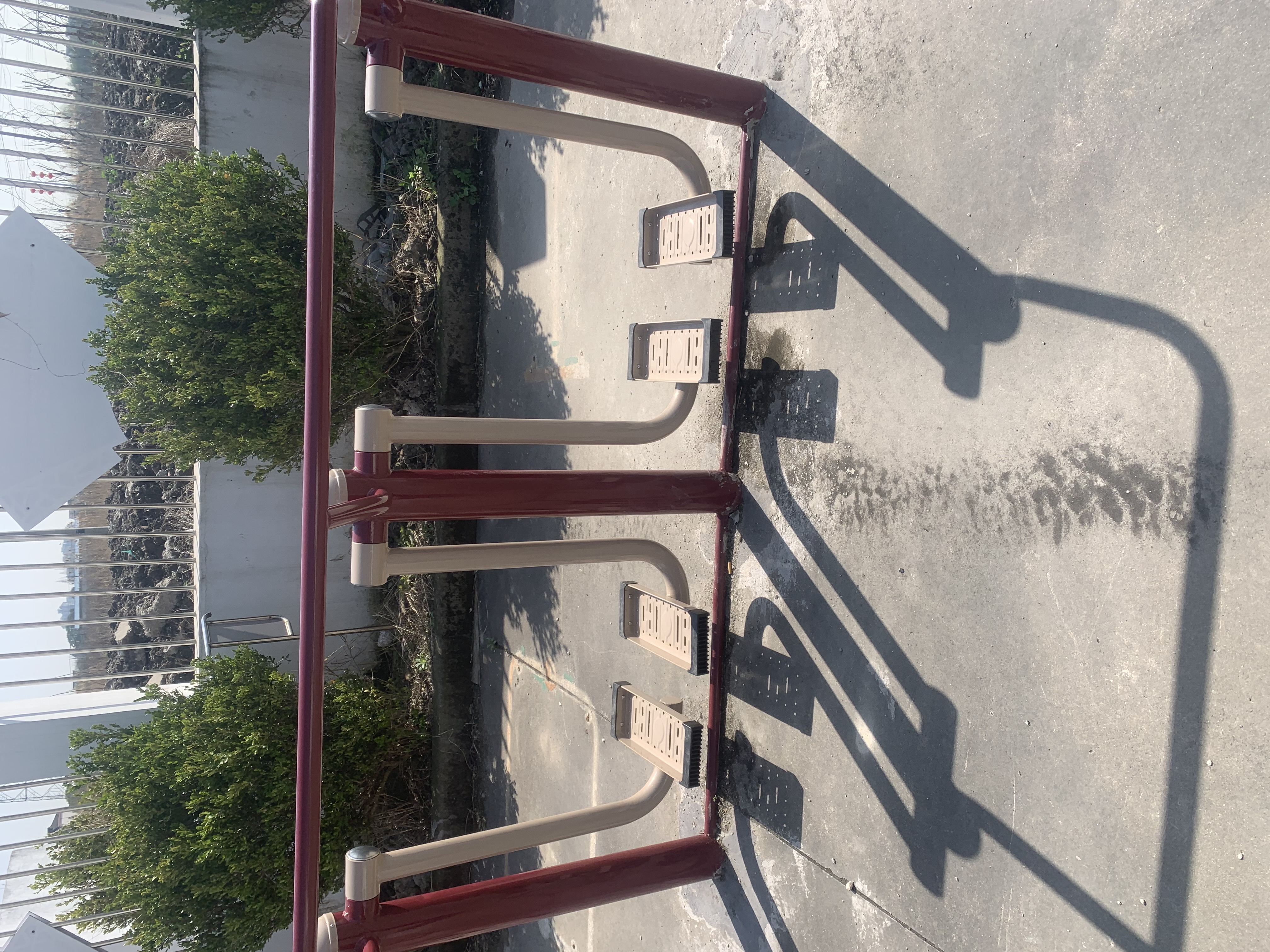 二位太空漫步機(jī)