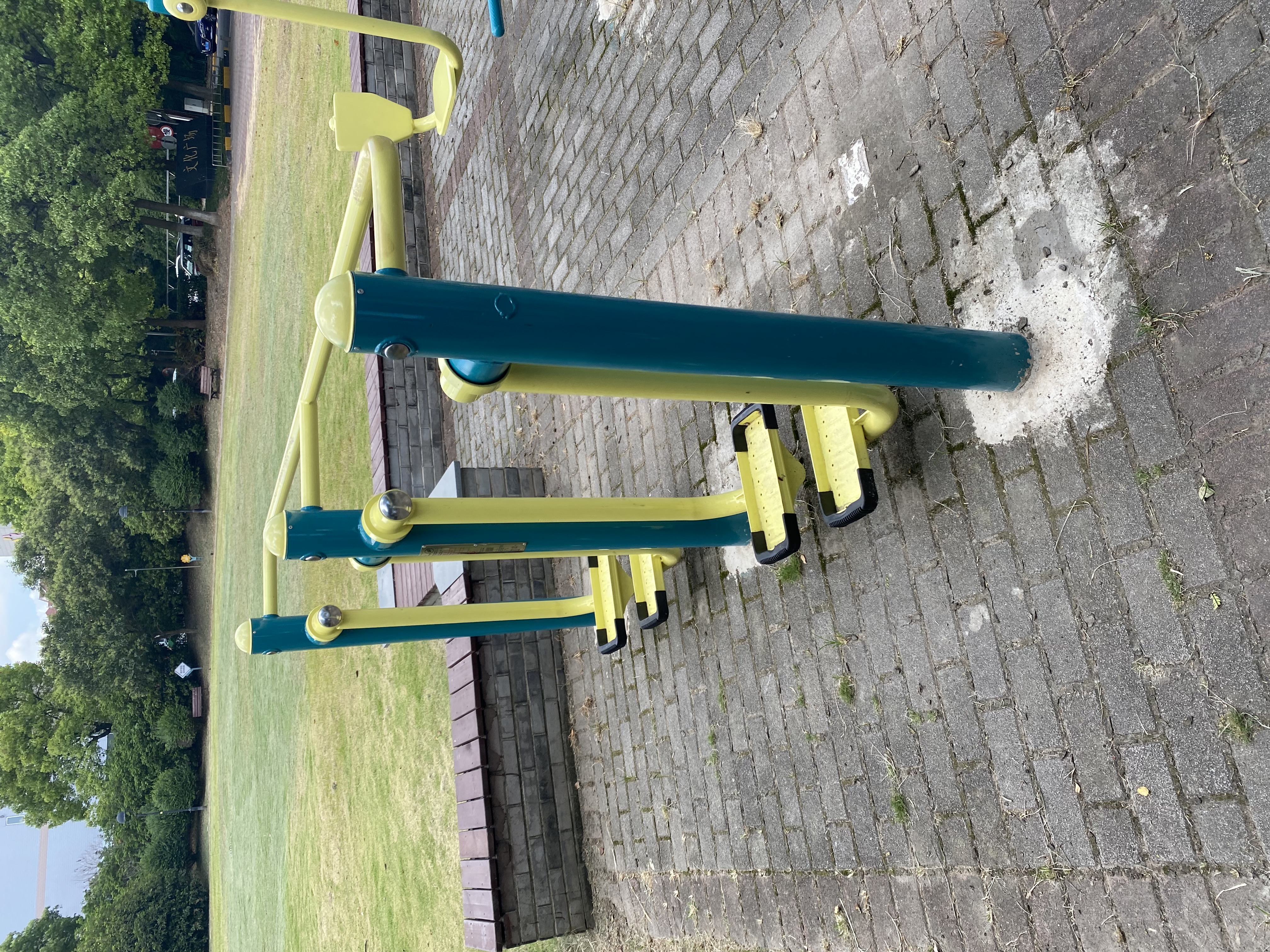 雙位太空漫步機(jī)