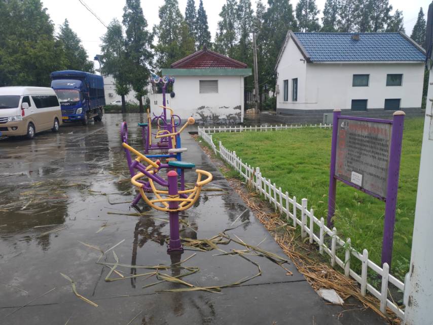 泖甸村（中心）健身點(diǎn)