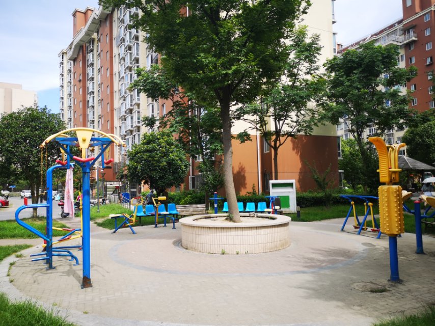 金都路居委E健身點