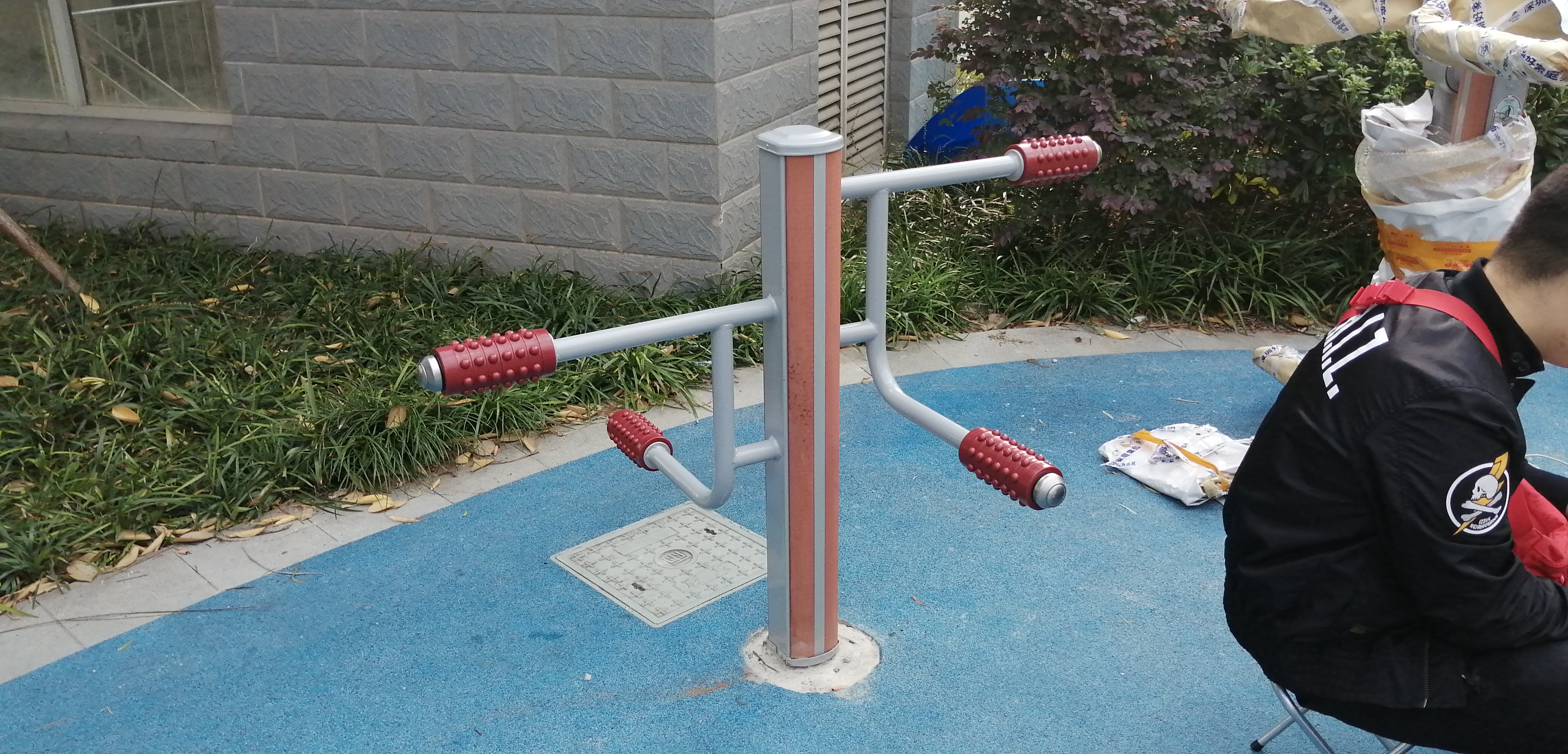 四級(jí)壓腿按摩器