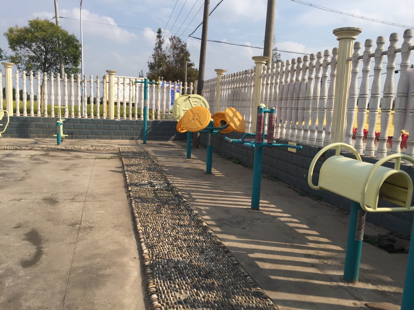 廟鎮(zhèn)通濟(jì)村健身點(diǎn)二