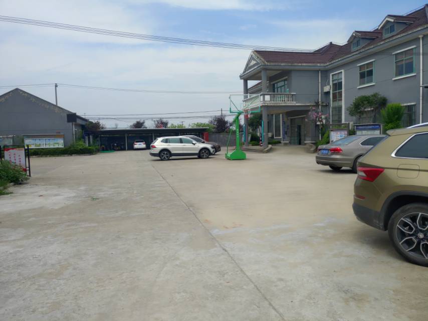 白鶴鎮(zhèn)金項(xiàng)村籃球場(chǎng)