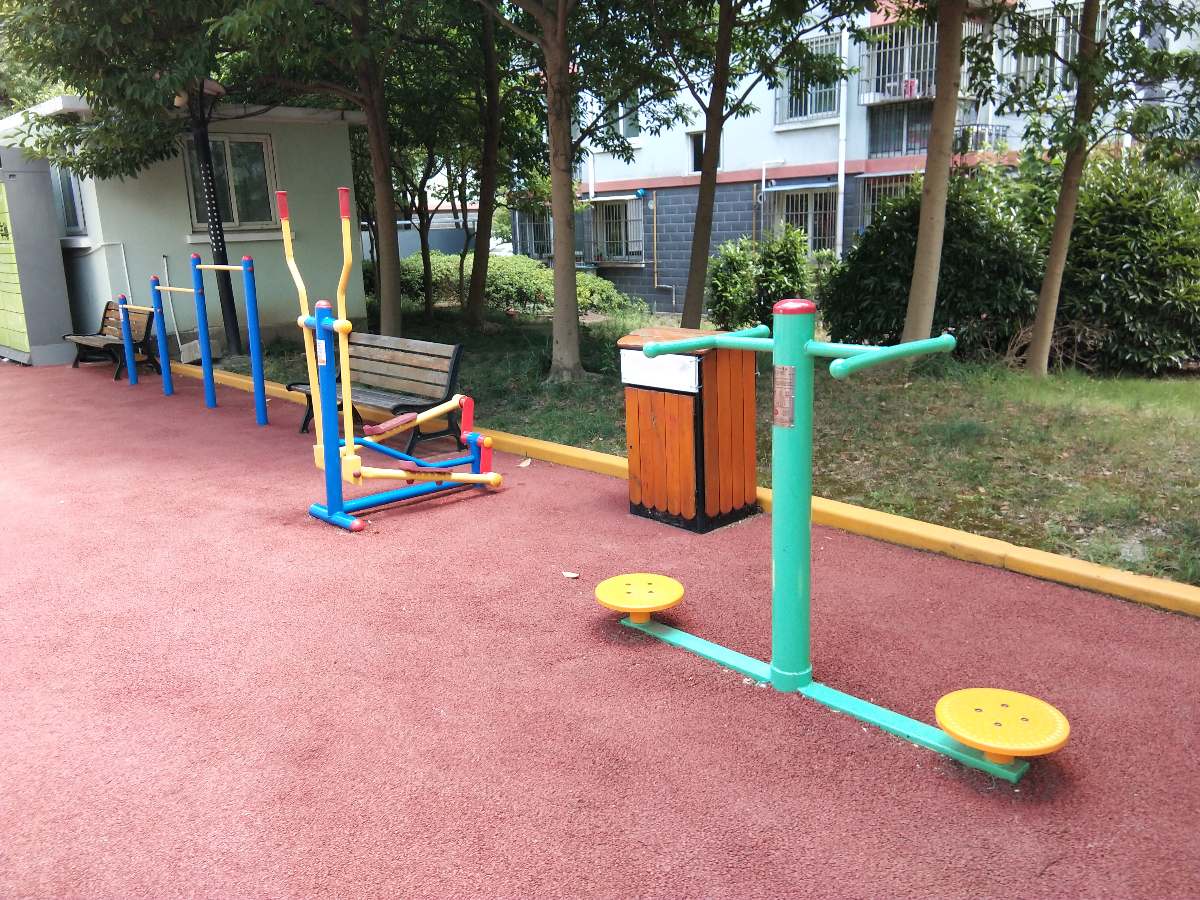 楊家莊四椏車(chē)健身點(diǎn)