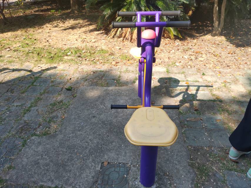 下肢康復(fù)器