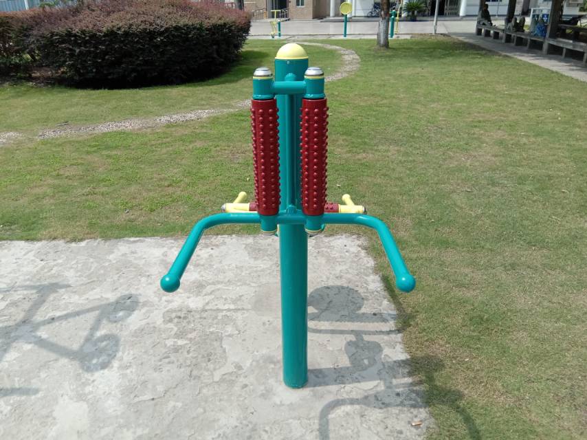 坐式腰背按摩器