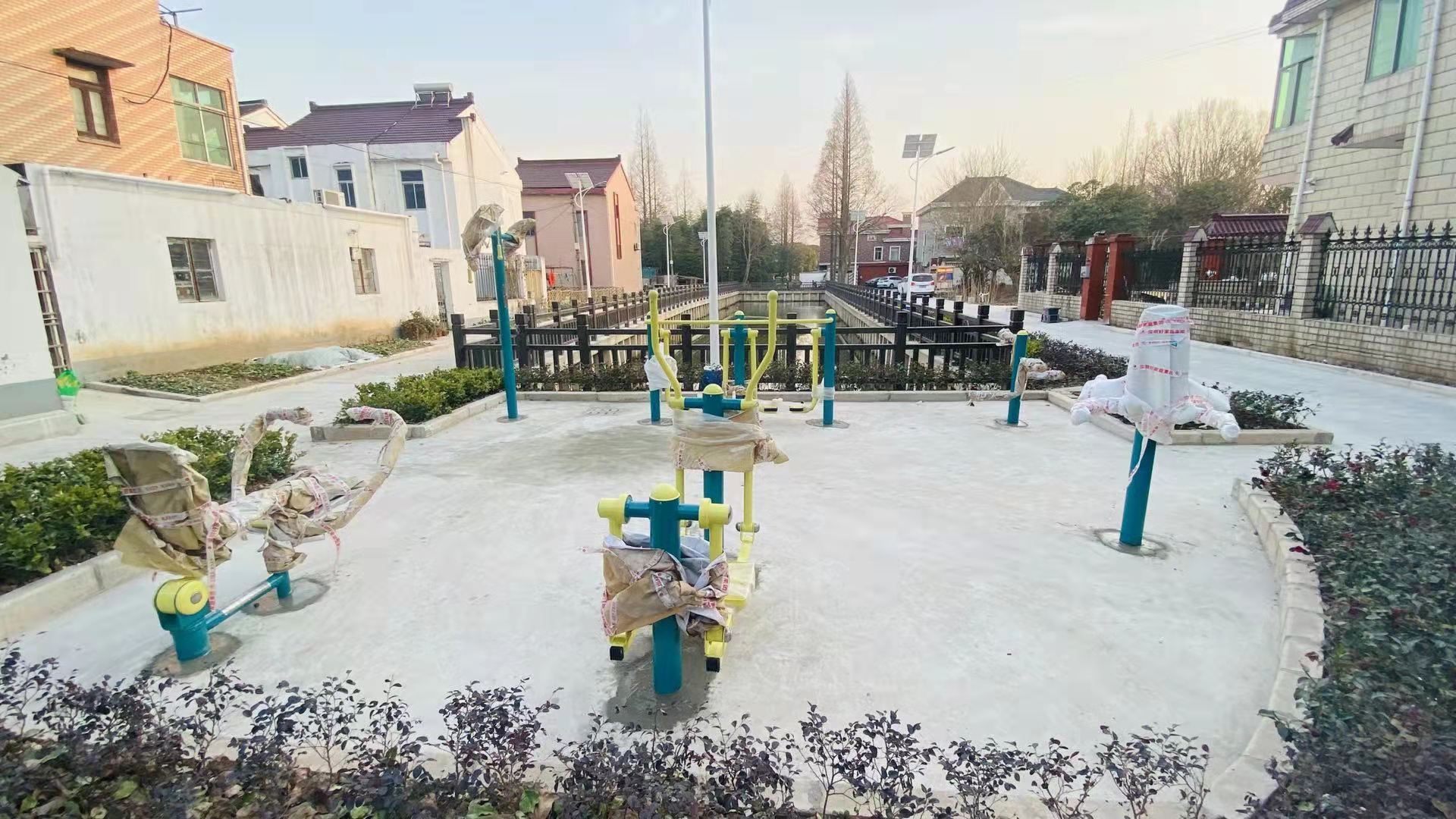 界龍村7組健身點