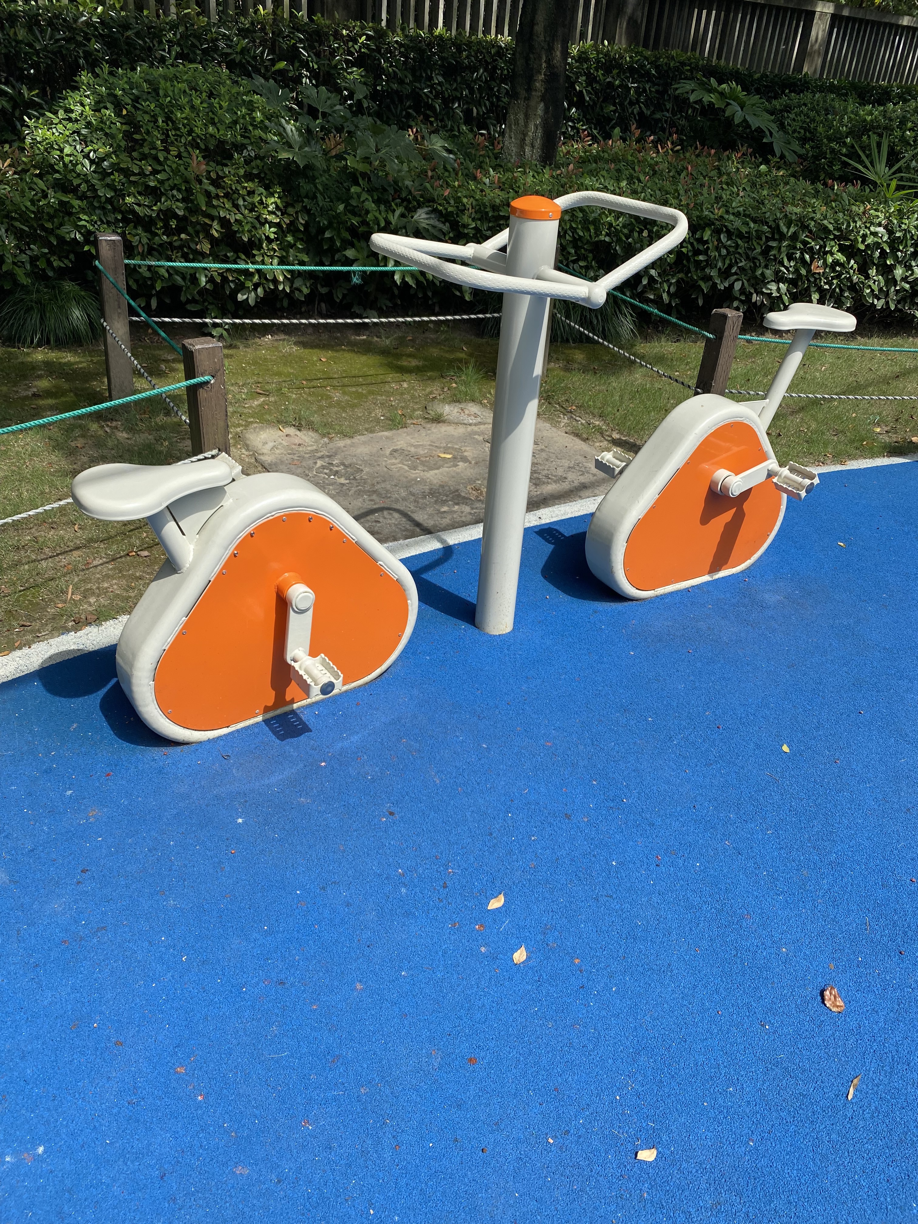 兒童娛樂設(shè)施