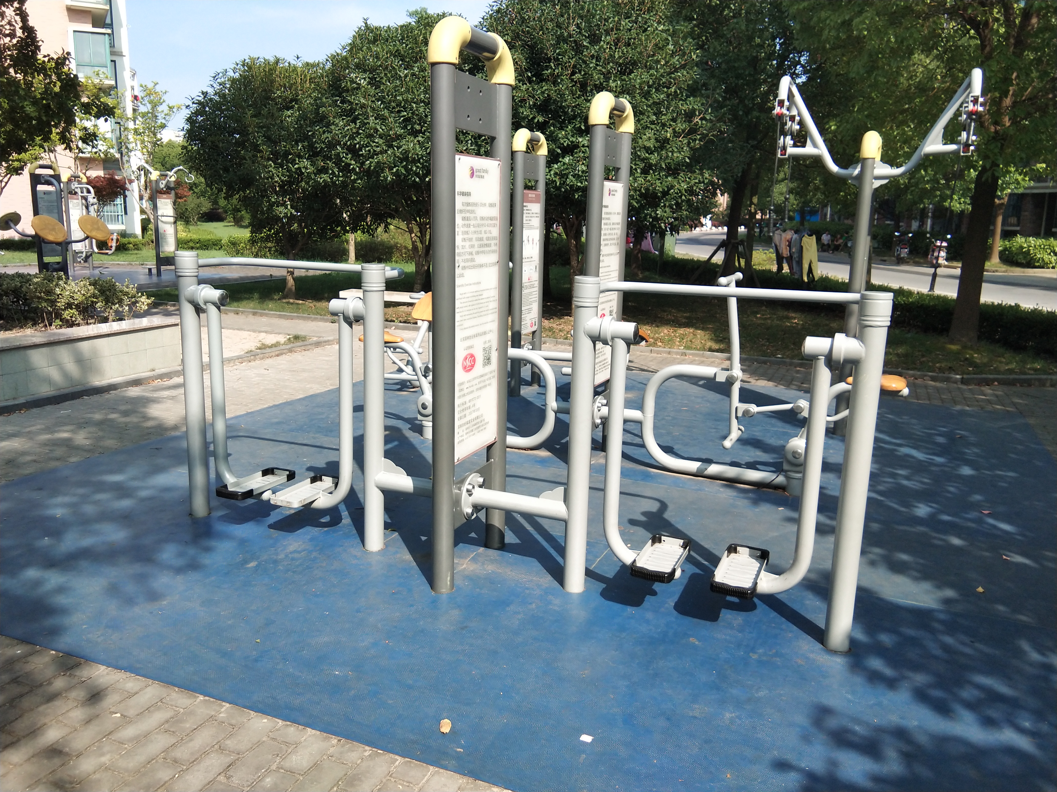 雙位太空漫步機(jī)