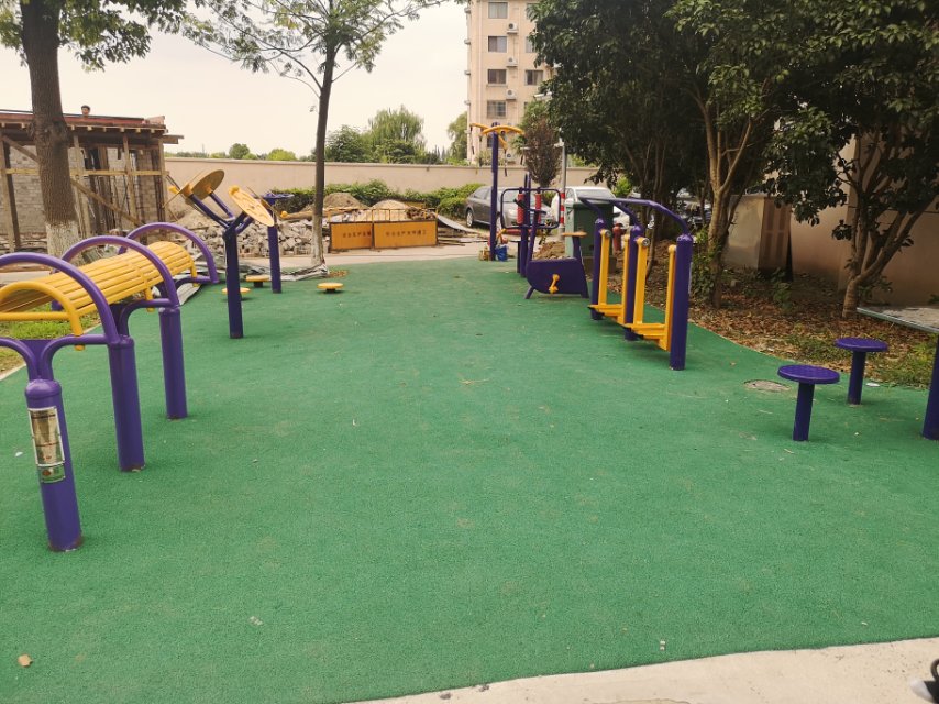 慶新社區(qū)青盈苑健身點(diǎn)