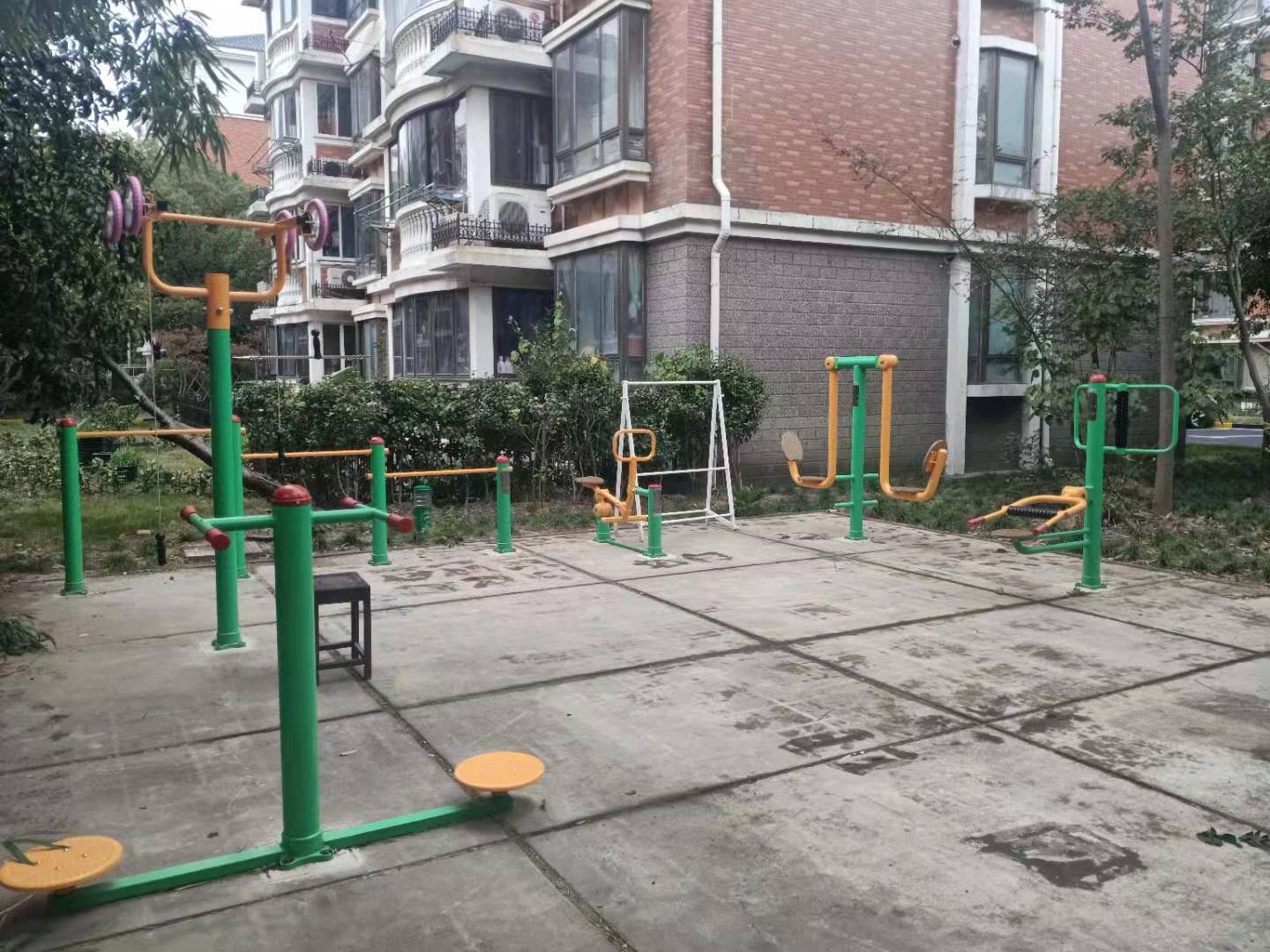 上虹居委三街坊健身點