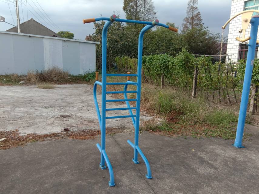 多功能訓(xùn)練器