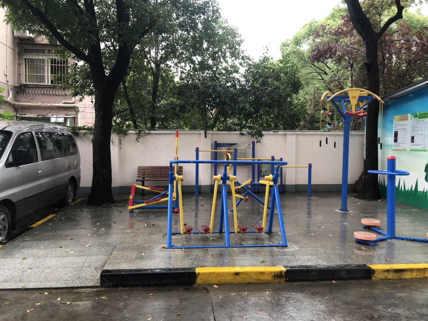 富仕健身點(diǎn)B