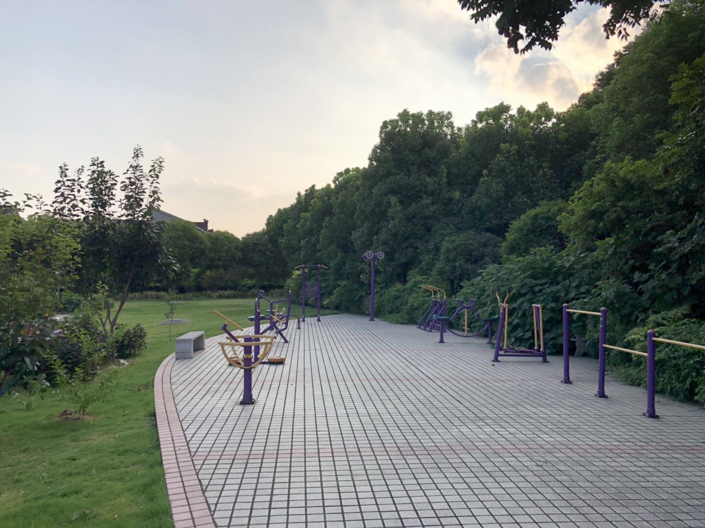 元吉居委K健身苑點